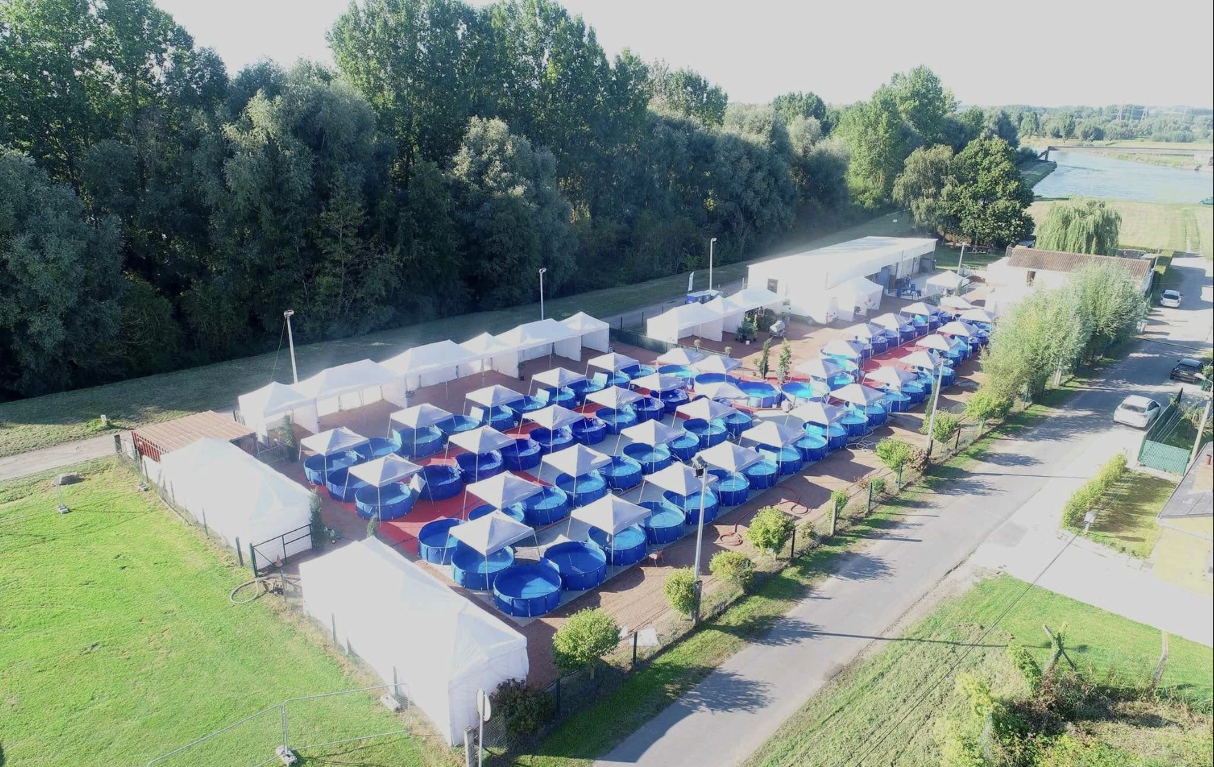 vue de notre koi show 2023 à Aire sur la Lys